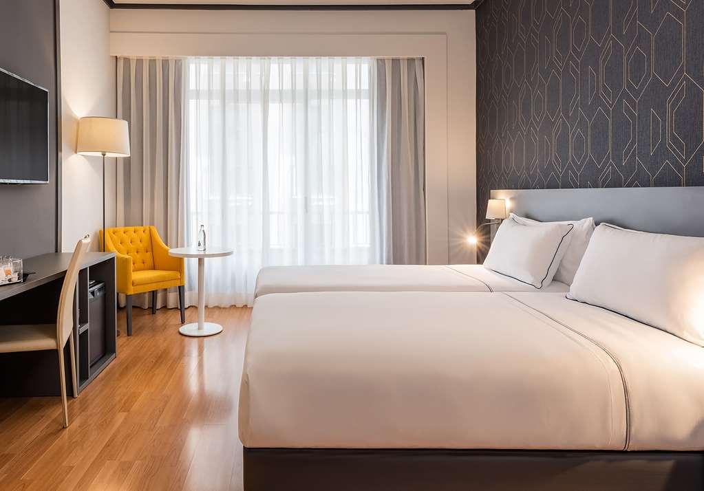 Hotel Madrid Plaza De Espana, Affiliated By Melia Bilik gambar