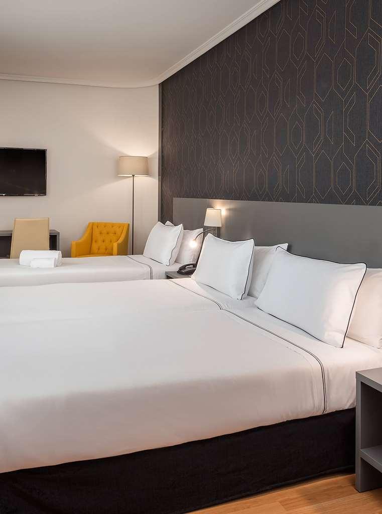 Hotel Madrid Plaza De Espana, Affiliated By Melia Bilik gambar